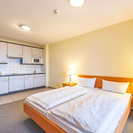 Hotel Hotel Rostock West Im Kritzmow Park