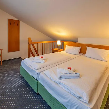 Hotel Hotel Rostock West Im Kritzmow Park