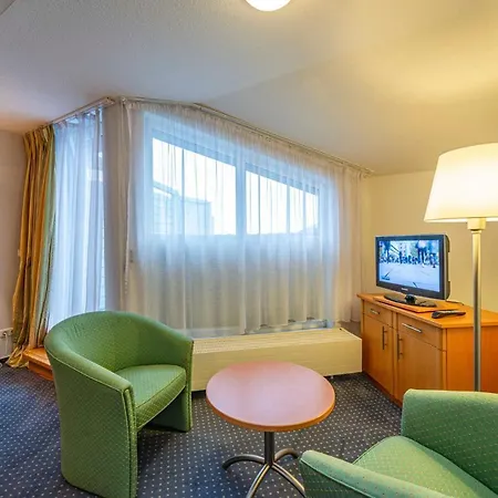 Hotel Rostock West Im Kritzmow Park Hotel 2*