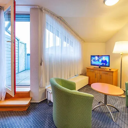 Hotel Rostock West Im Kritzmow Park Hotel 2*